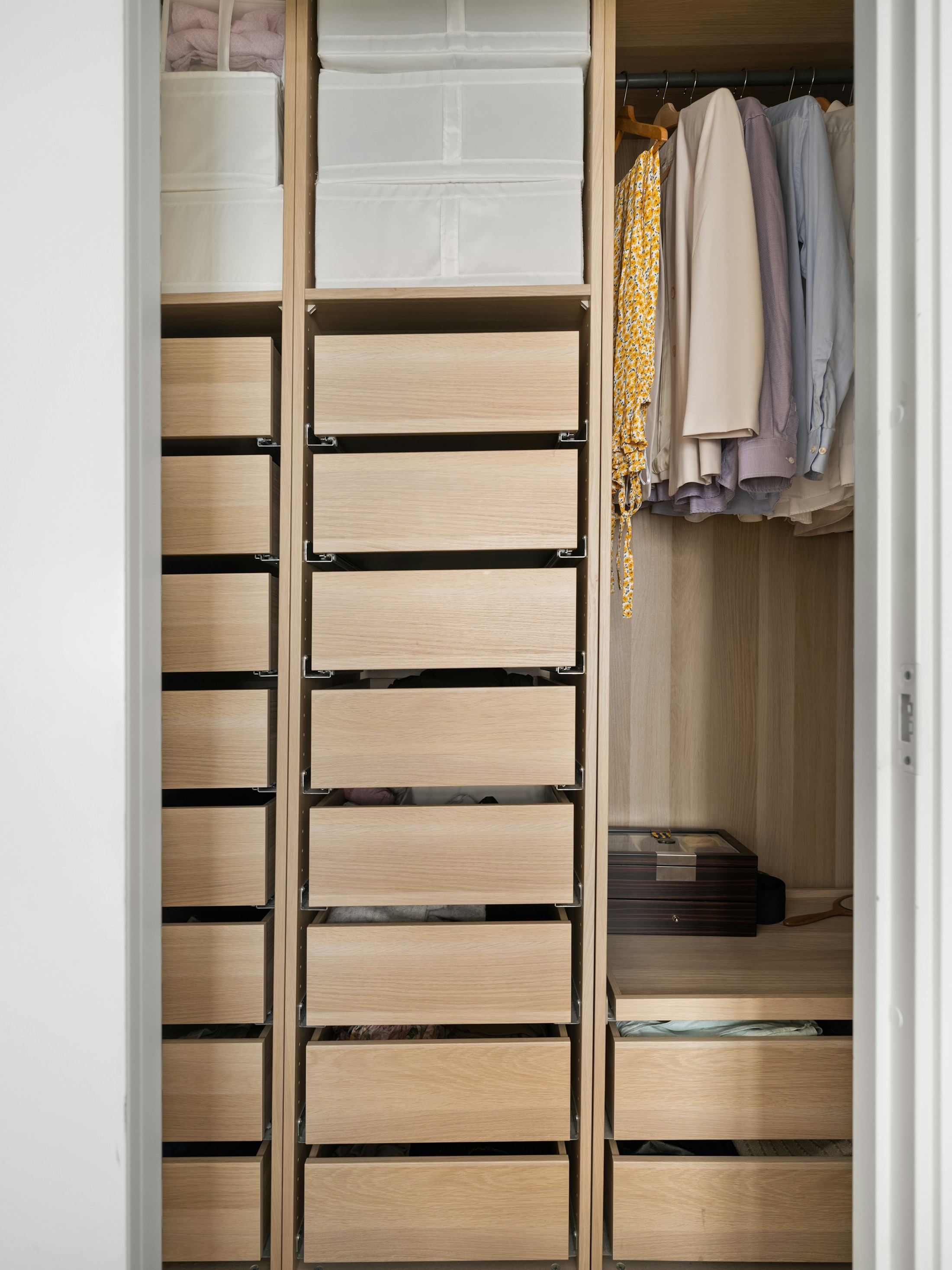 Atelier gardırop modeli
