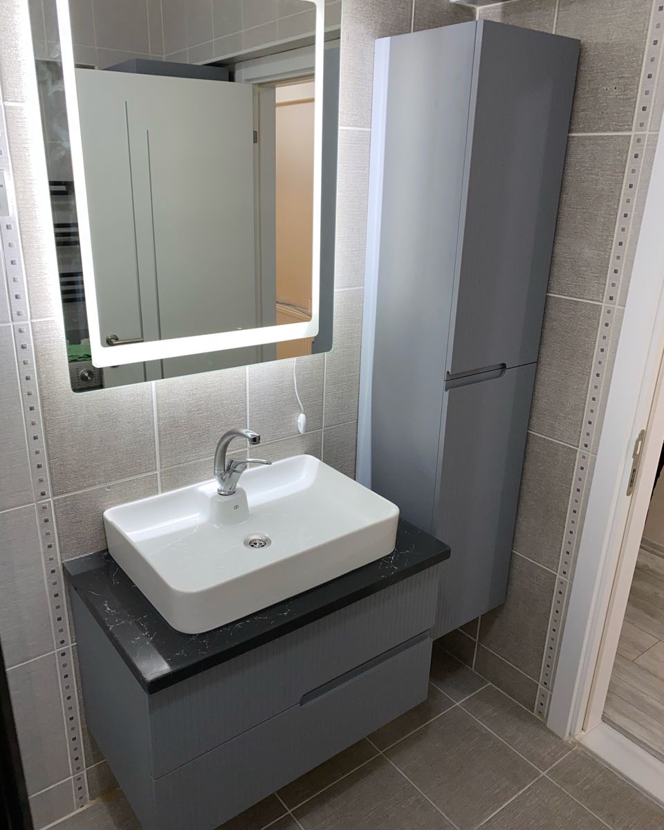 Element modern gri banyo modeli